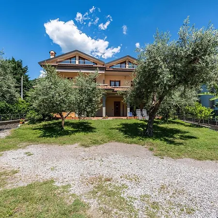 Casa Caterina Con Giardino Apartment *