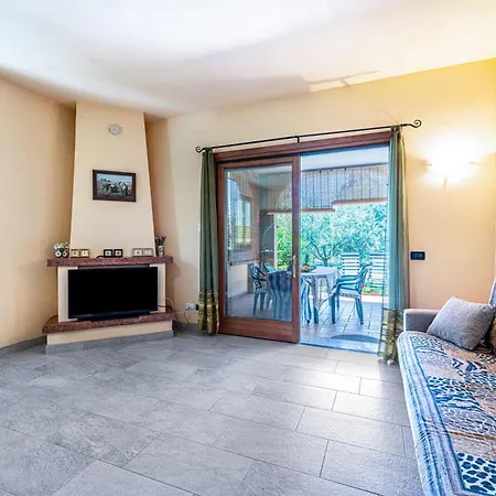 Lägenhet Casa Caterina Con Giardino Marone